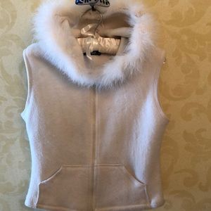 Hooded fleece zippered vest